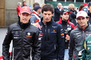 Jenson Button, Mark Webber and Pedro de la Rosa talk ahead of the race