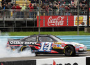 Lewis Hamilton burns rubber in Tony Stewart's NASCAR