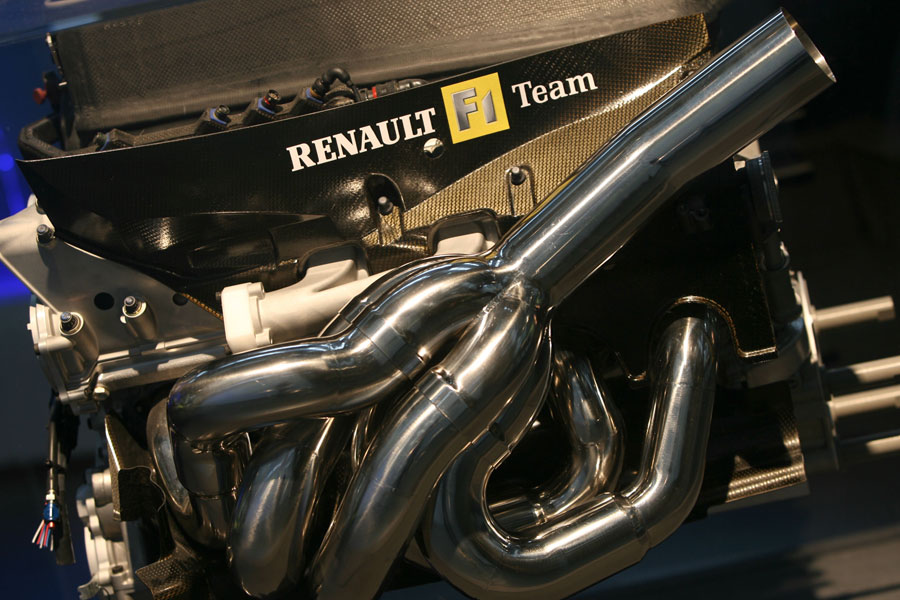 The Renault V8 engine
