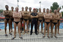 Jenson Button meets the Hungarian national waterpolo team