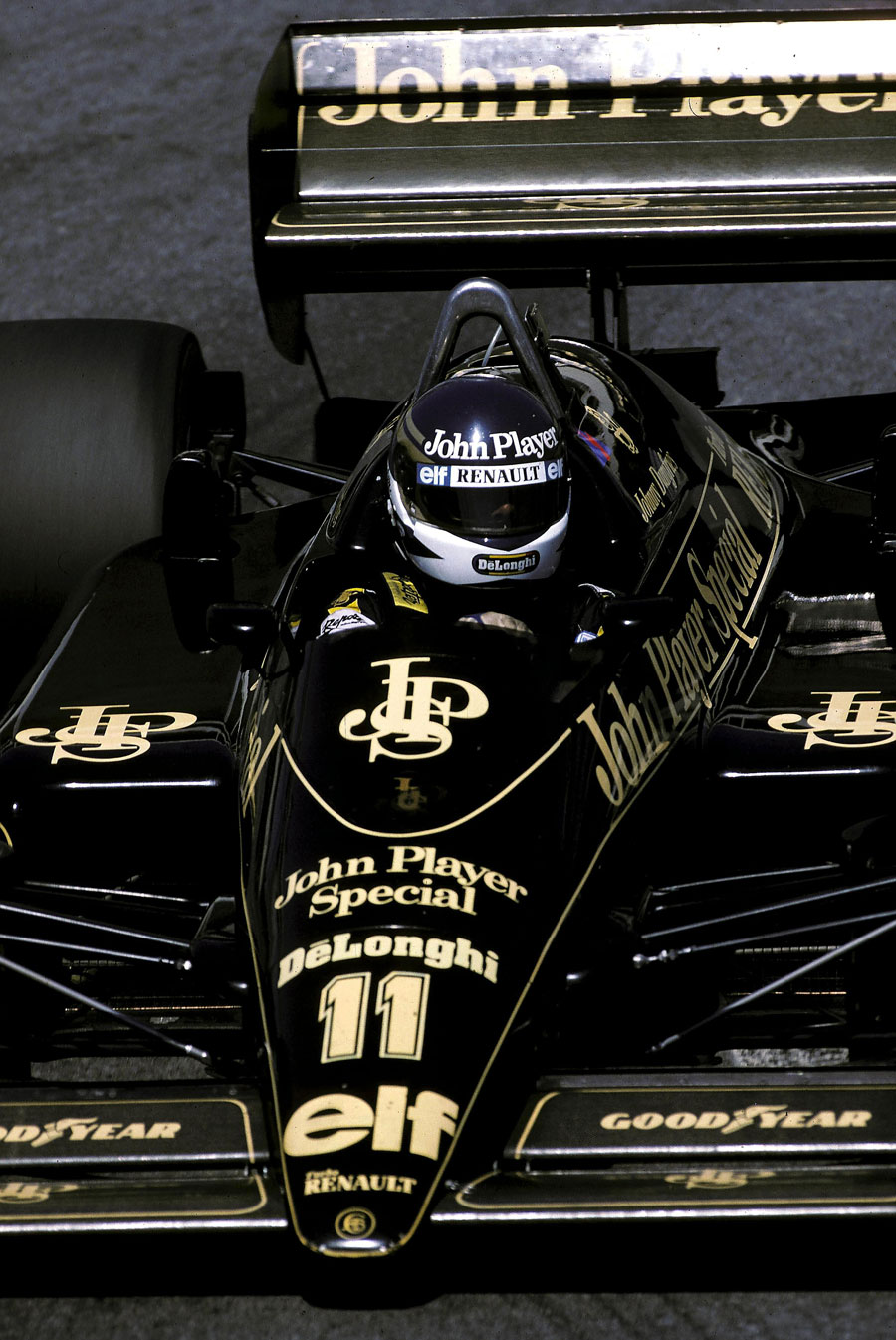 Johnny Dumfries on track in the Lotus 98T