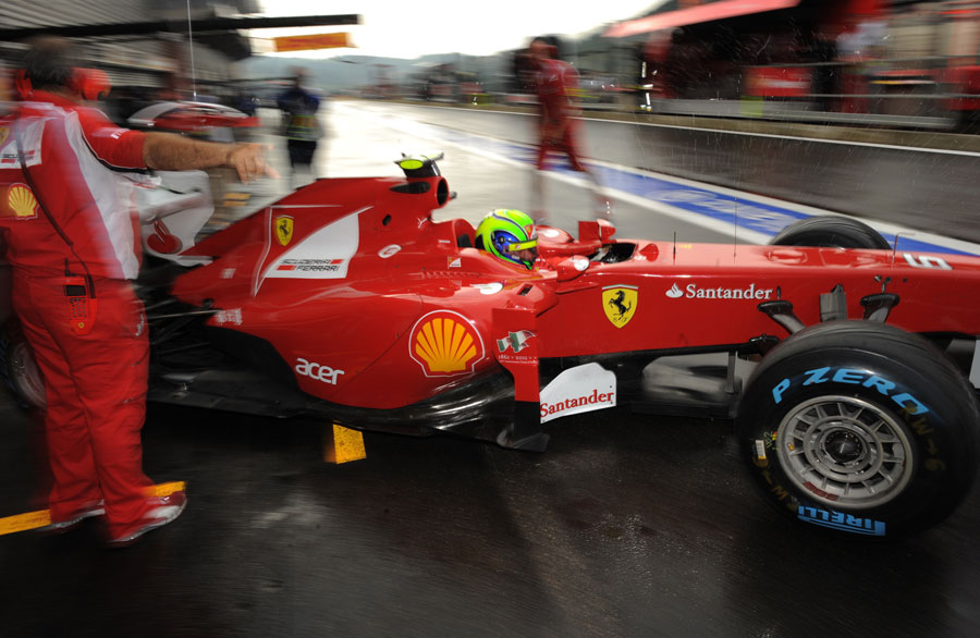 Felipe Massa exits the pits