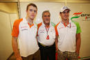 Vijay Mallya poses with Adrian Sutil and Paul di Resta after Force India's double points finish