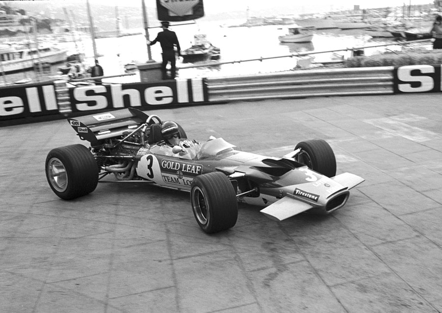 Jochen Rindt passes the harbour on his way to victory