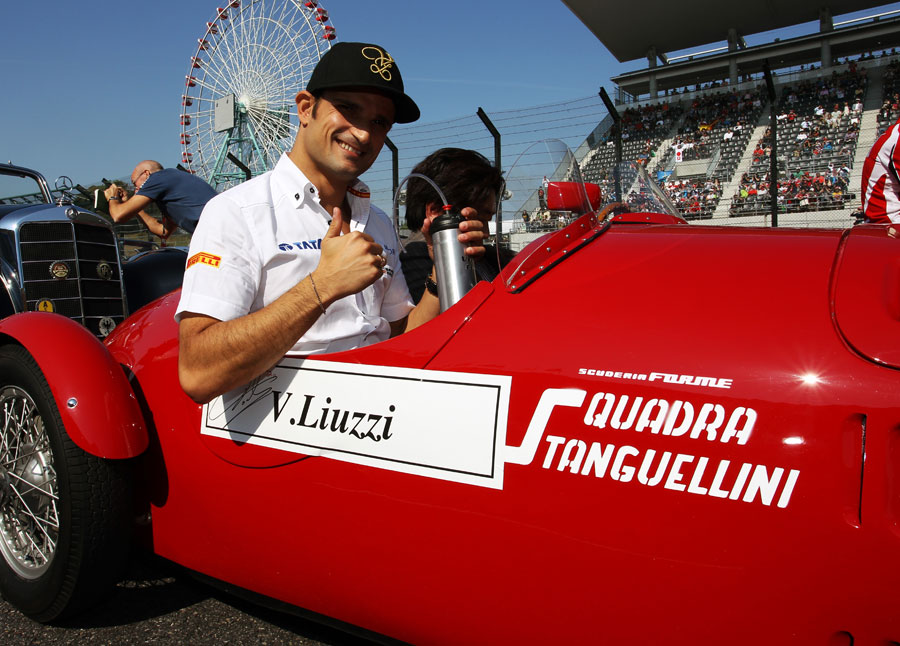 Tonio Liuzzi gets ready for the drivers' parade