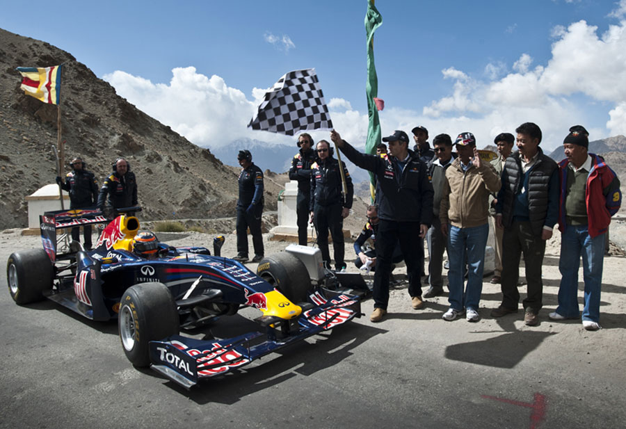 Neel Jani arrives at the top of the world's highest motorable road