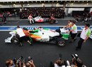 Force India hijacks the McLaren team photograph