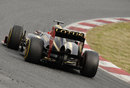 Kimi Raikkonen attacks the circuit on soft tyres