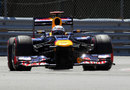 Sebastian Vettel attacks the circuit on super-soft tyres