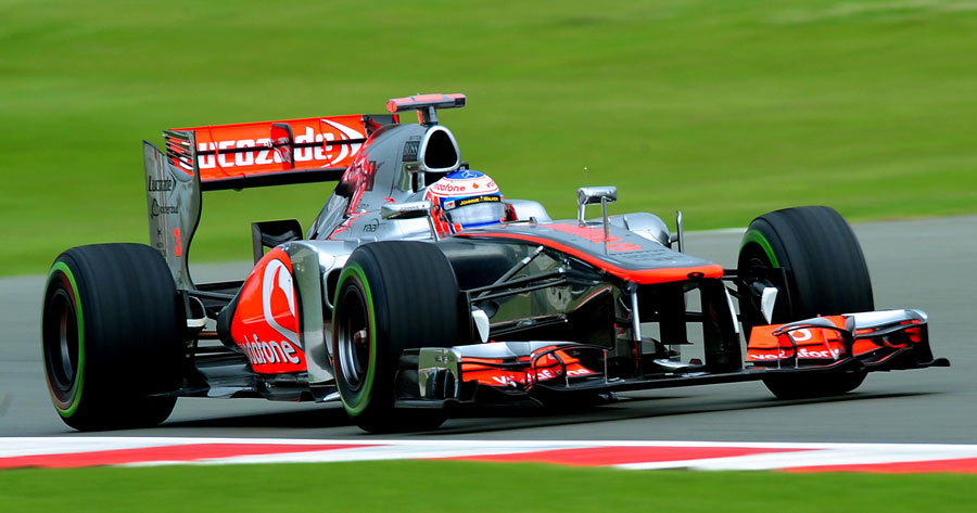 15348 - McLaren's development will remain 'aggressive'