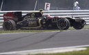 Romain Grosjean loses his nose after spinning in to the barriers