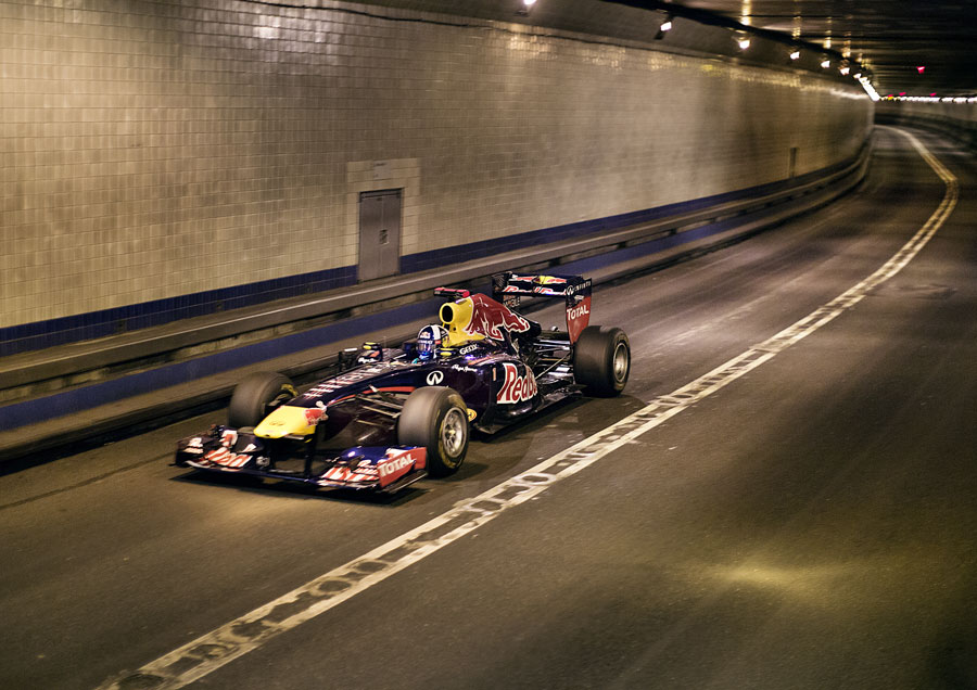 David Coulthard speeds through the Lincoln Tunnel on a Red Bull show run