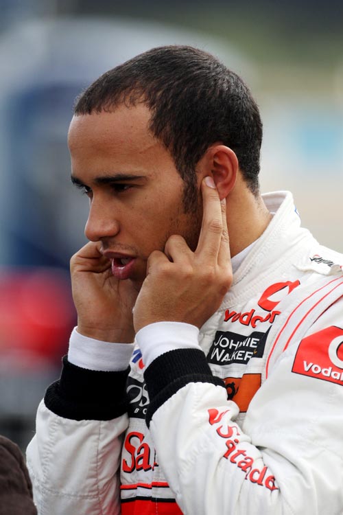 Lewis Hamilton takes a break from testing