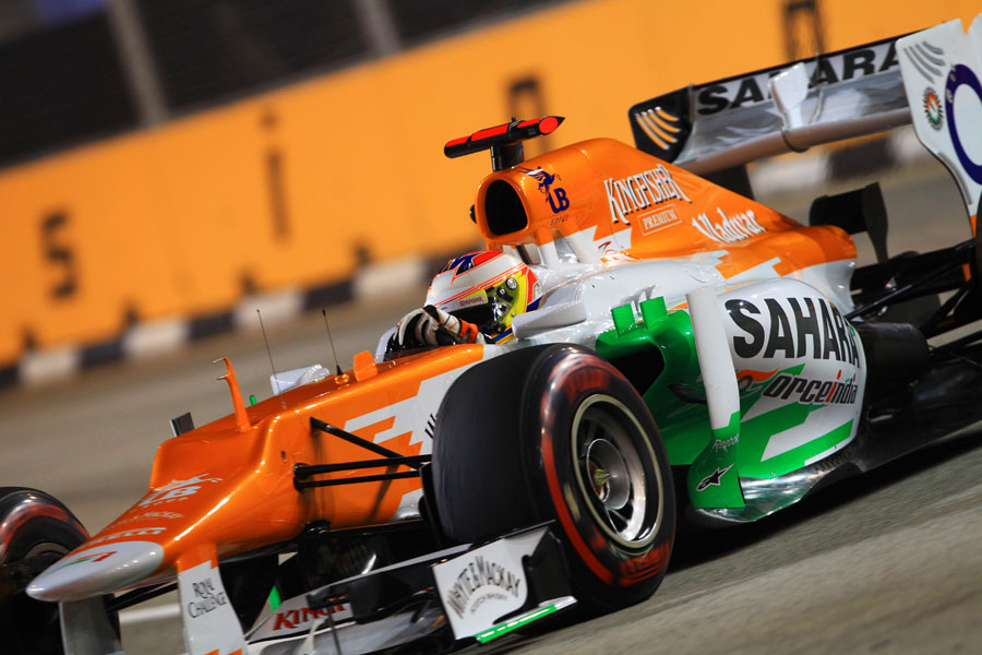 Paul di Resta pushes hard on the supersoft tyres