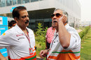 Subrata Roy Sahara and Vijay Mallya chat in the paddock