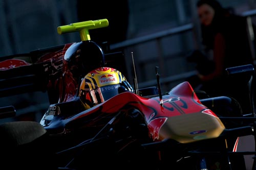 Jaime Alguersuari pushes for good times again in the Toro Rosso