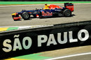Sebastian Vettel attacks turn one on hard tyres