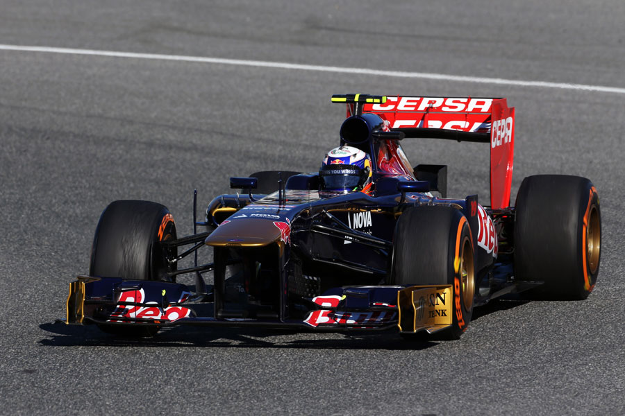 Daniel Ricciardo catches a touch of oversteer