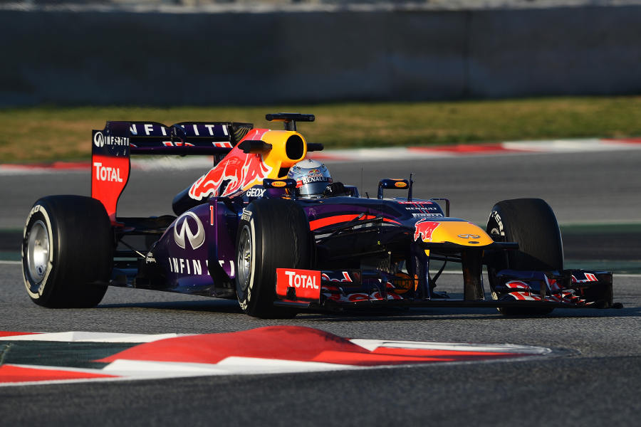 Sebastian Vettel attacks the chicane on medium tyres