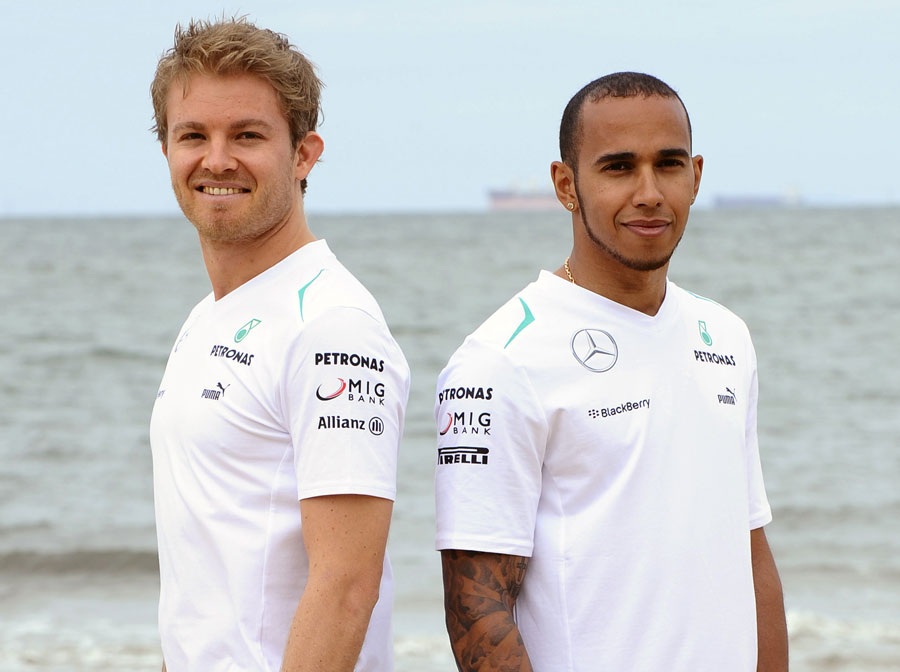 Nico Rosberg and Lewis Hamilton at St Kilda beach