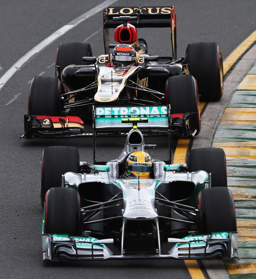 Lewis Hamilton holds off  Kimi Raikkonen