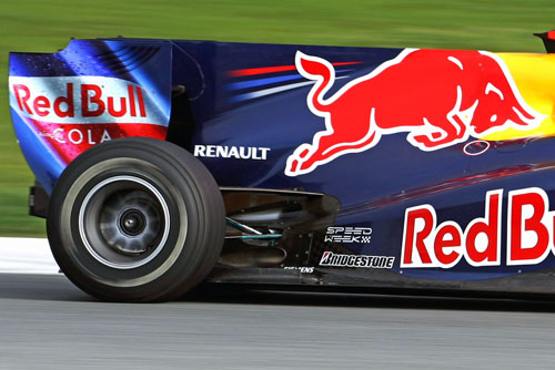 Bull RB6 'dummy' exhaust stickers hide EBD r/formula1