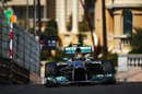 Lewis Hamilton climbs towards Massenet