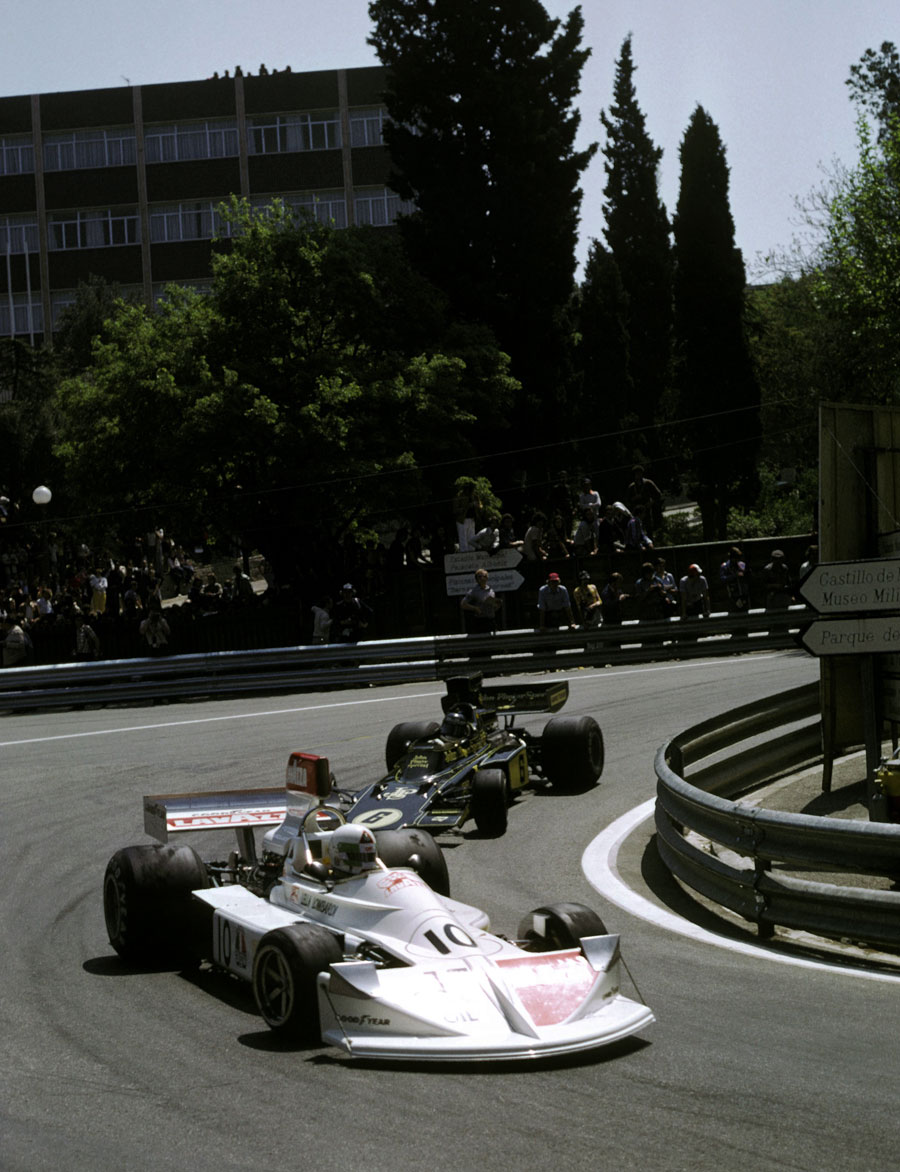 Lella Lombardi leads Jacky Ickx on her way to sixth place and half a championship point at the shortened Spanish Grand Prix