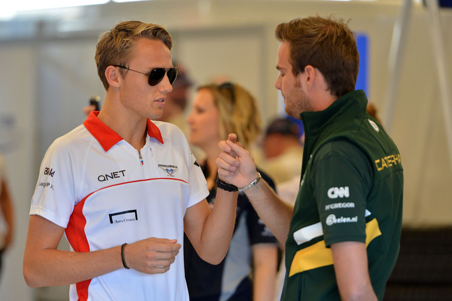 Max Chilton chats to Giedo van der Garde ahead of the driver parade