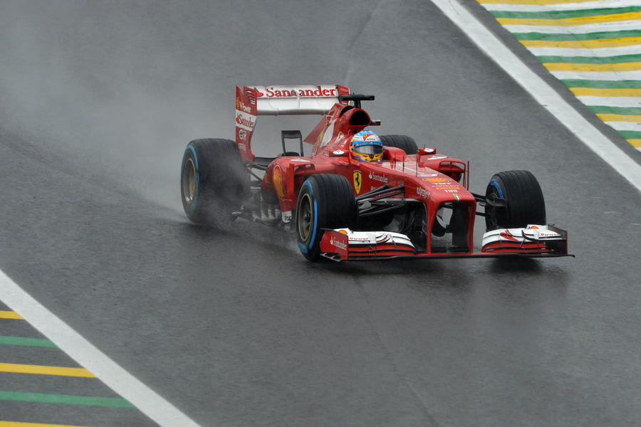 Fernando Alonso prepares to corner