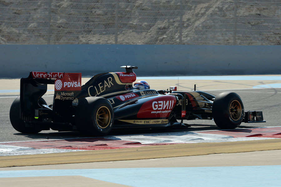 A view of the rear of the Lotus E22