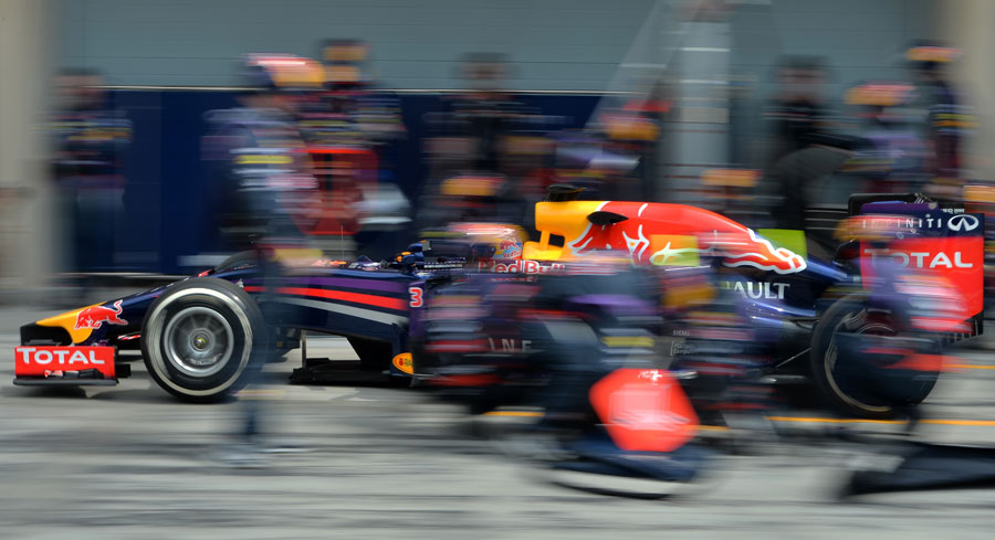 Daniel Ricciardo makes a pit stop 