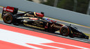 Romain Grosjean puts the E22 through its paces in qualifying