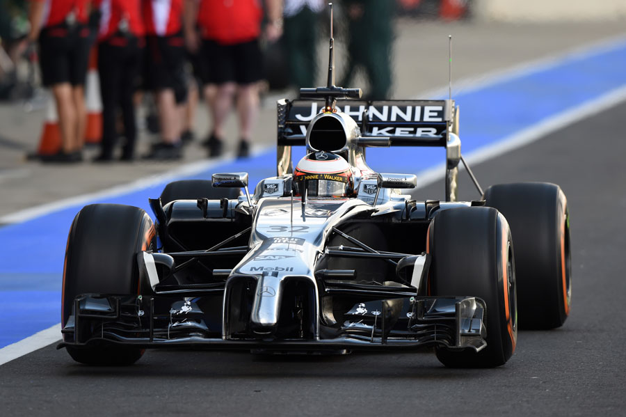 Stoffel Vandoorne heads out on track in the McLaren