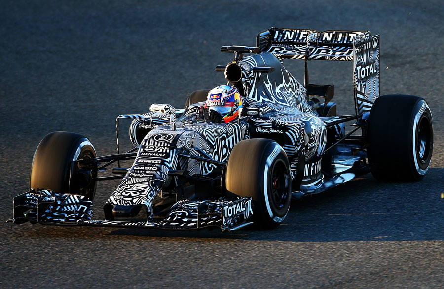 Despite no official launch the Red Bull RB11 breaks cover in Jerez in a camouflaged paint job
