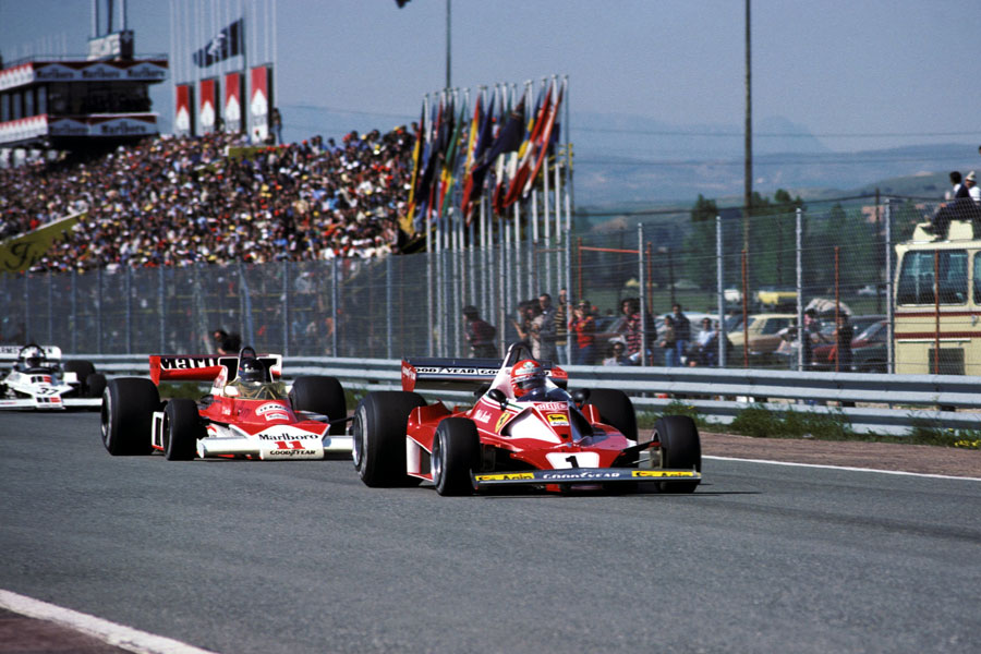 Second placed Niki Lauda leads James Hunt 