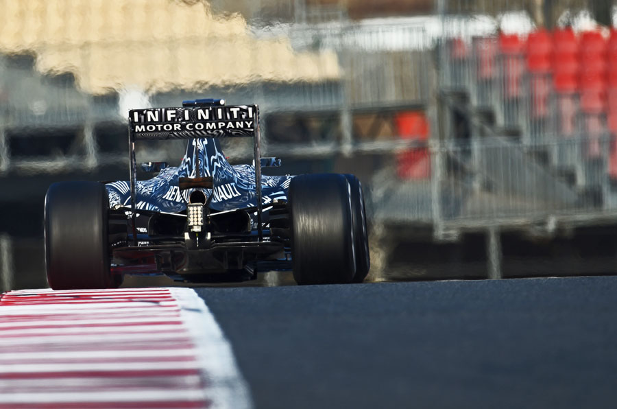 Daniel Ricciardo's RB11 out on track