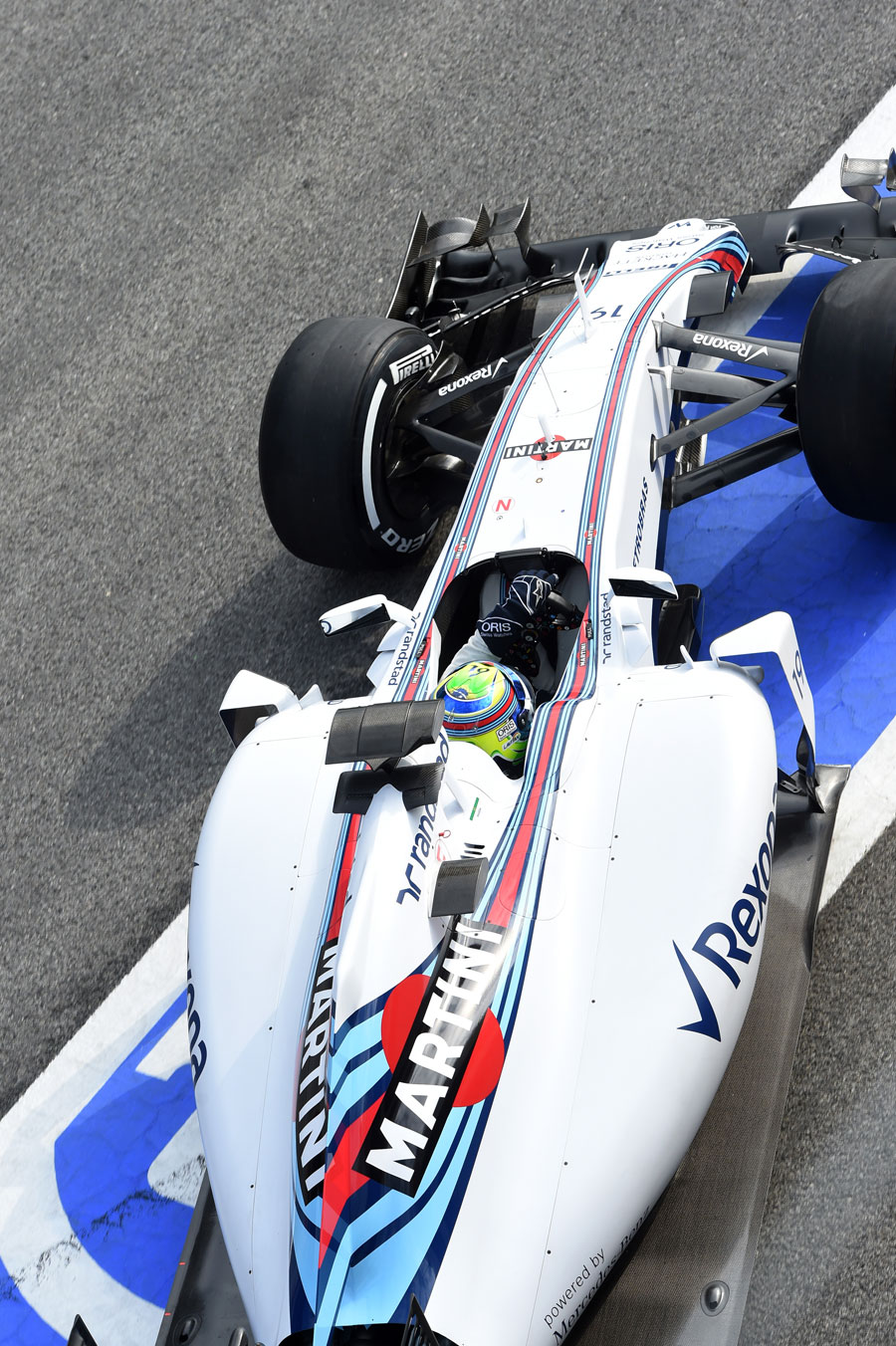Felipe Massa pulls out of the Williams garage