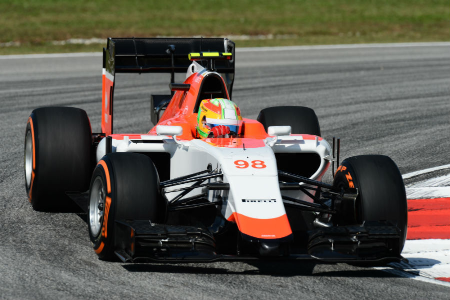 Roberto Merhi gets to grips with the 2015 Manor