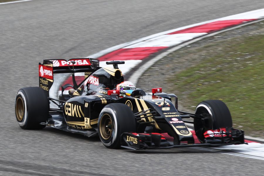 Romain Grosjean at speed in the Lotus