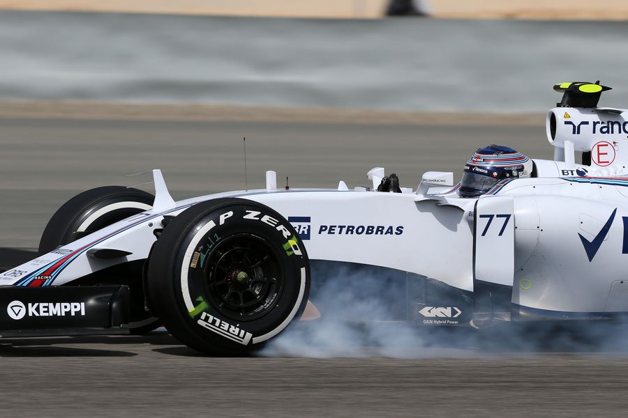 Valtteri Bottas locks up heavily in the Williams