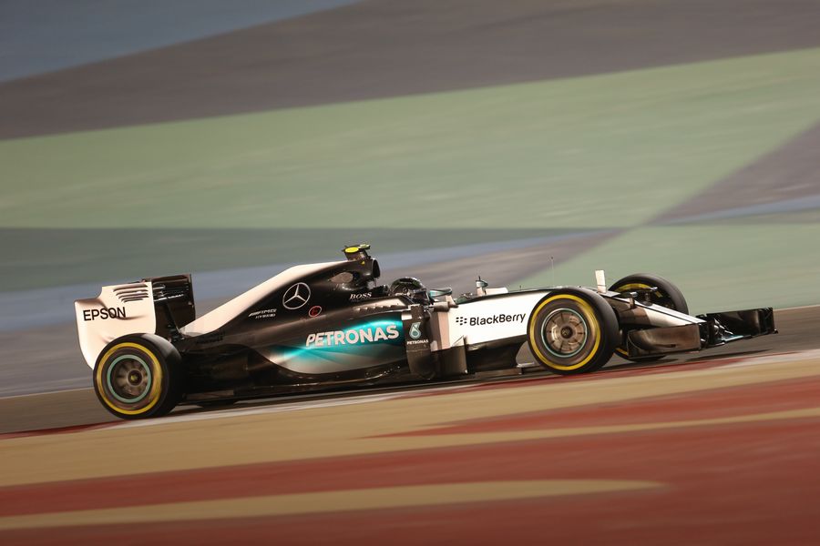 Nico Rosberg continues to push for Mercedes