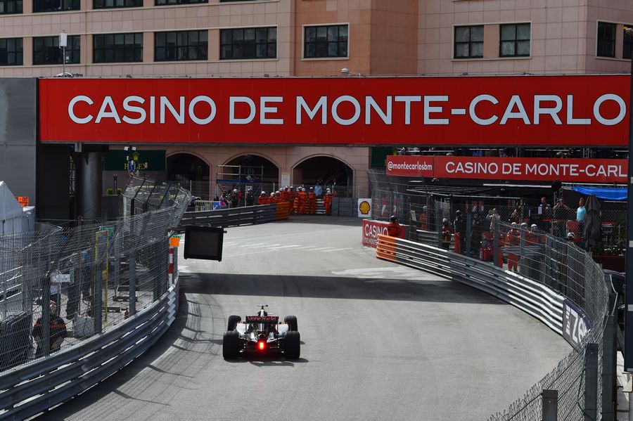 Romain Grosjean heads into Rascasse