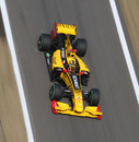 Robert Kubica's Renault heads down pit lane