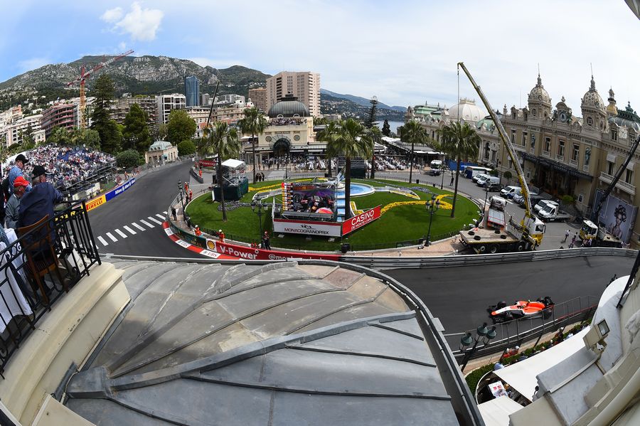 Roberto Merhi heads through Casino Square