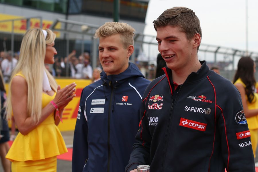 Marcus Ericsson and Max Verstappen chat at the drivers parade