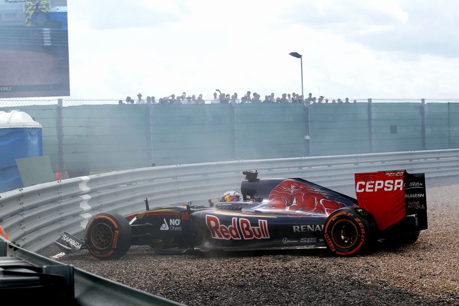 Max Verstappen crashes into the gravel