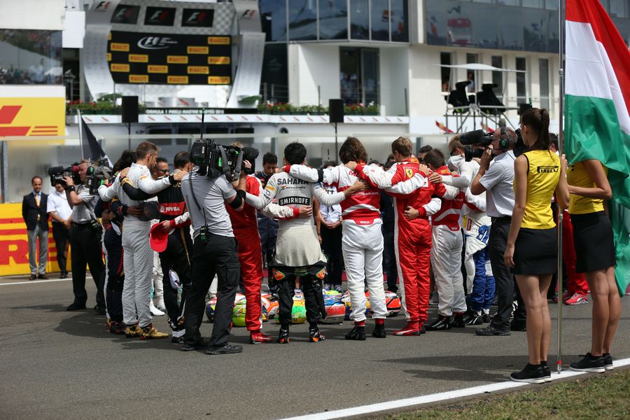 Respects paid to Jules Bianchi on the grid