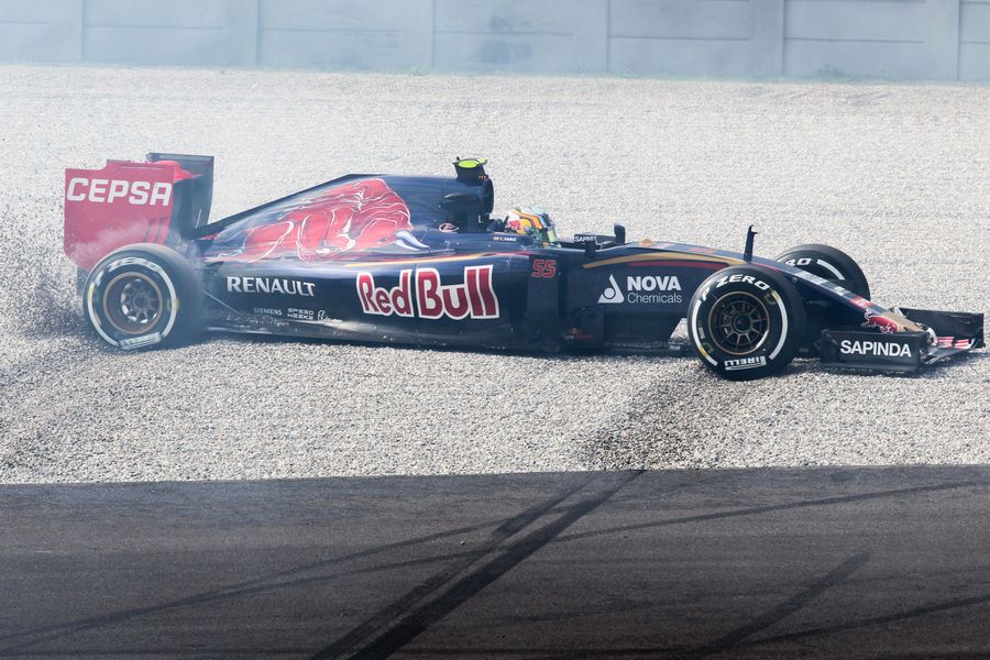 Carlos Sainz spins into the gravel