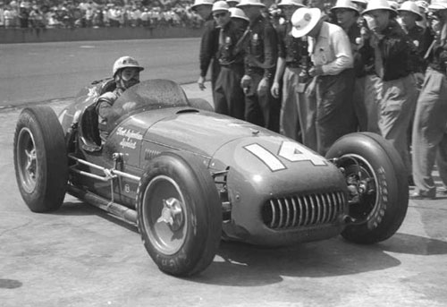 Bill Vukovich pulls into Victory Lane after his 1953 win